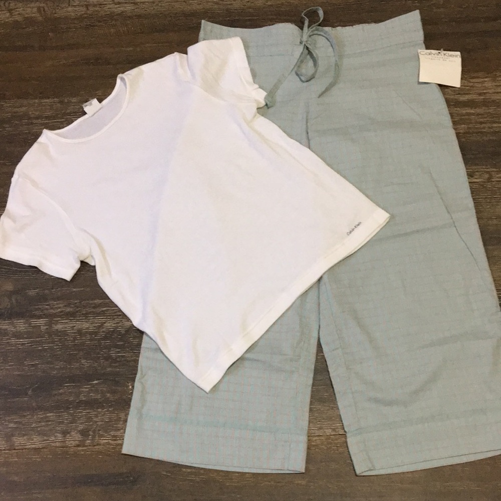 Bundle of Calvin Klein sleep/lounge wear